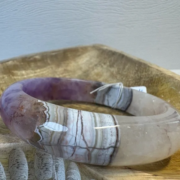 Amethyst Agate Hard Bangle - 60.7mm - Picture 6 of 10